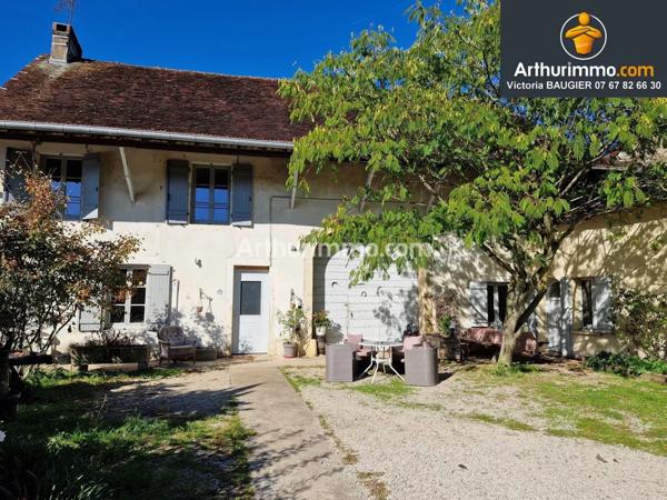 Vente Maison 6 pièces 158 m2 à Lons-le-Saunier