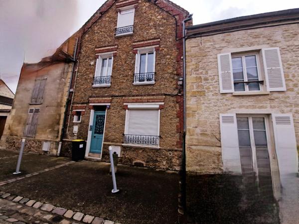 Studio centre ville Neuville Sur Oise