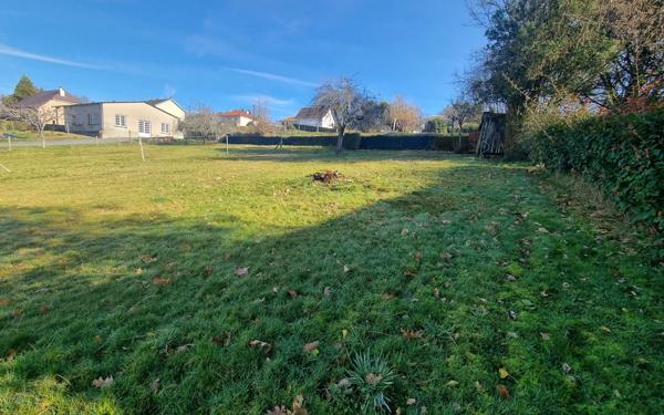 Maison à vendre    3 pièces • 73,70 m2 Saint-Yrieix-la-Perche