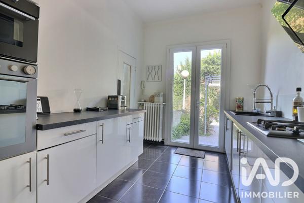 Maison (prestige) à vendre 5 pièces 211 m² Allauch