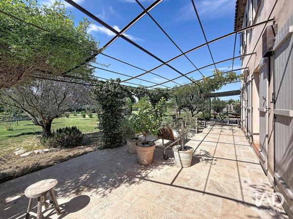 Maison à vendre 5 pièces 195 m² Trets