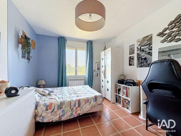 Maison à vendre 5 pièces 195 m² Trets