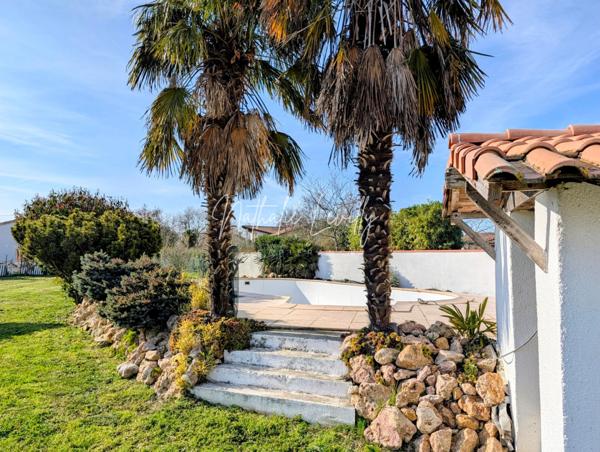 Grange de 77 m² à fort potentiel sur terrain de 1 135 m² avec piscine – Lavernose-Lacasse