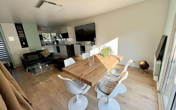 Maison à louer    4 pièces •  Yffiniac