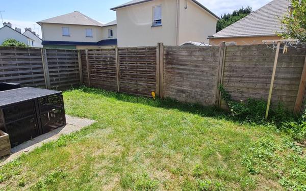 Maison à louer    4 pièces •  Yffiniac