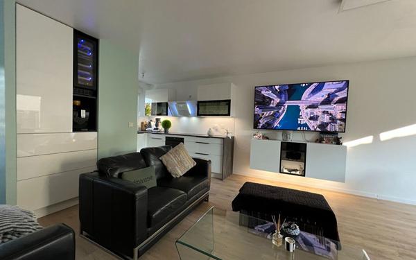 Maison à louer    4 pièces •  Yffiniac