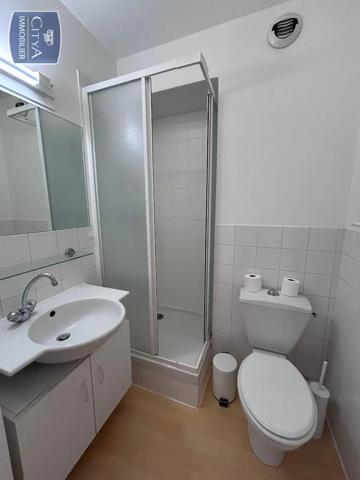 Appartement à louer 1 pièce 19.42m² Tours (37000)