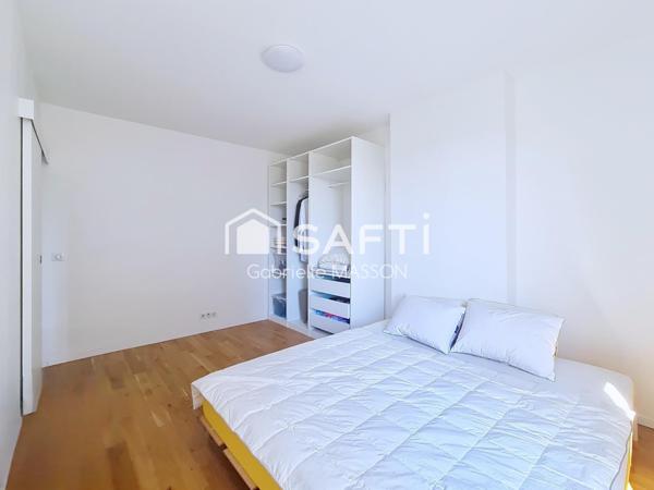 Appartement traversant avec cave