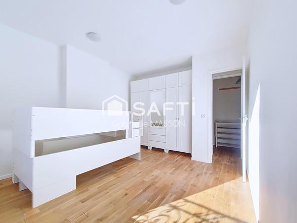 Appartement traversant avec cave