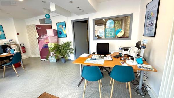 Bureaux à louer à Hazebrouck dans le Nord (59190), ref : H9459   
Centre ville