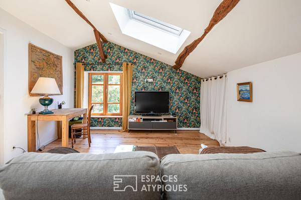 Maison d’hôtes avec jardin au pied d’un des plus « beaux villages de France ».