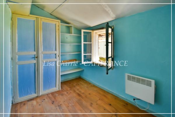 Maison à vendre 5 pièces proche de VIC FEZENSAC (32) 5 pièces de 100 m2 habitables avec 318 m2 de terrain divisé en 3 parcelles non attenantes