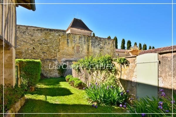 Maison à vendre 5 pièces proche de VIC FEZENSAC (32) 5 pièces de 100 m2 habitables avec 318 m2 de terrain divisé en 3 parcelles non attenantes