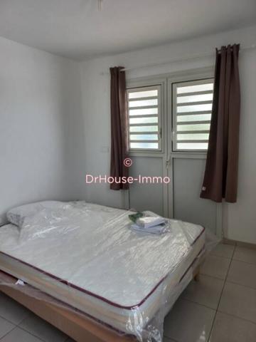 Appartement à louer 4 pièces de 84 m²