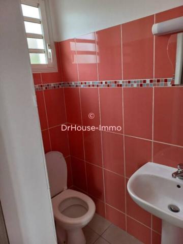 Appartement à louer 4 pièces de 84 m²