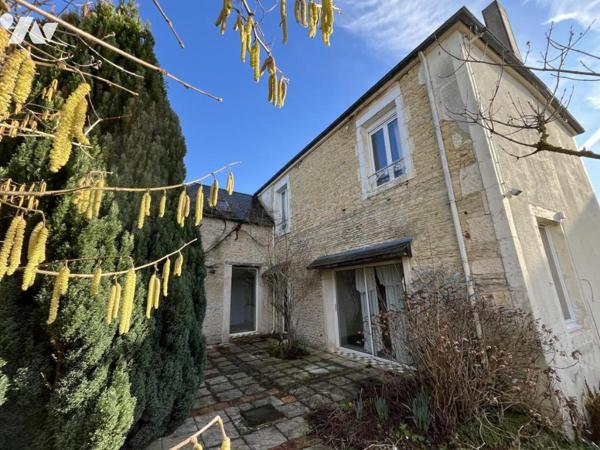 Mezidon, Maison de charme avec jardin et garage