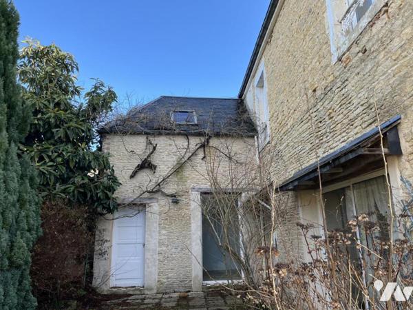 Mezidon, Maison de charme avec jardin et garage