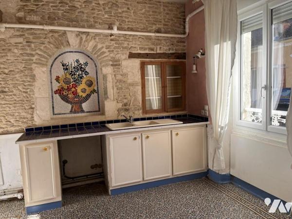 Mezidon, Maison de charme avec jardin et garage