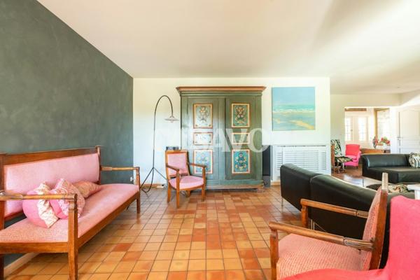 Vente Maison 9 pièces de 219m² - 13100 Aix-en-Provence