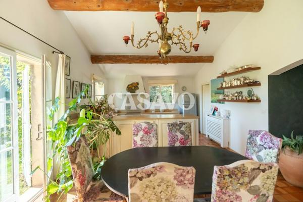 Vente Maison 9 pièces de 219m² - 13100 Aix-en-Provence