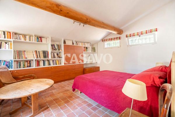 Vente Maison 9 pièces de 219m² - 13100 Aix-en-Provence