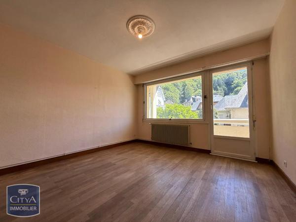 Appartement à louer 3 pièces 67.98m² Chambéry (73000)