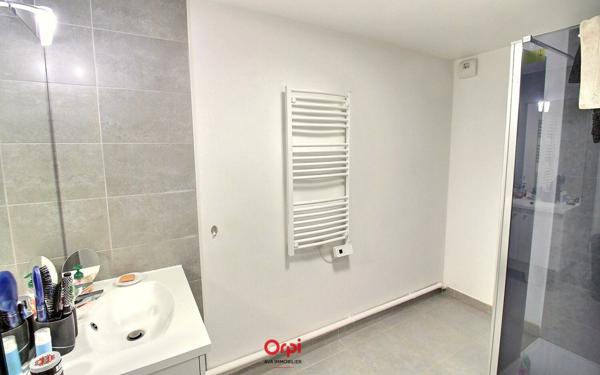 Appartement à vendre    4 pièces • 83 m2 Marseille 13