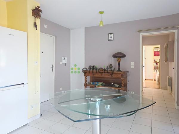 Appartement
         3 pièces
        - 53 m² Exclusivité 105 000 € *