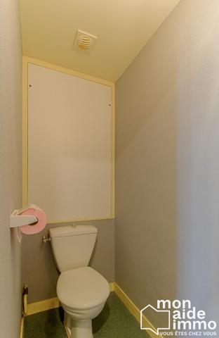 T1 excellent état et son parking