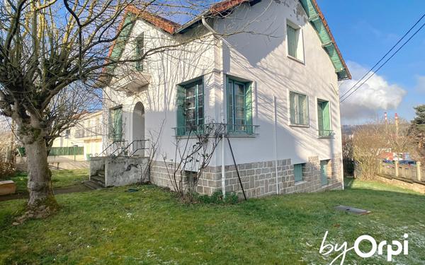 Maison à vendre    5 pièces • 98,30 m2 Saint-Éloy-les-Mines