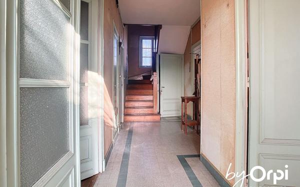 Maison à vendre    5 pièces • 98,30 m2 Saint-Éloy-les-Mines