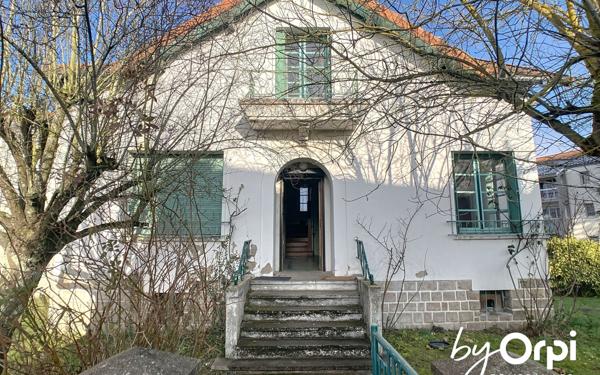 Maison à vendre    5 pièces • 98,30 m2 Saint-Éloy-les-Mines