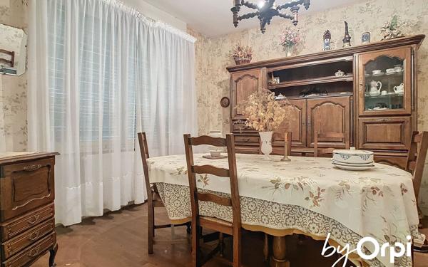 Maison à vendre    5 pièces • 98,30 m2 Saint-Éloy-les-Mines