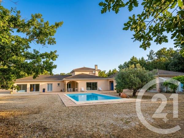 Maison à vendre  10 pièces - 310 m 2   SOULAC SUR MER  - 33