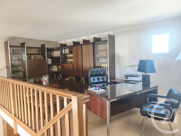 Maison à vendre  10 pièces - 310 m 2   SOULAC SUR MER  - 33