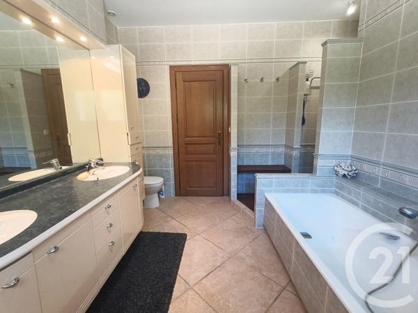 Maison à vendre  10 pièces - 310 m 2   SOULAC SUR MER  - 33