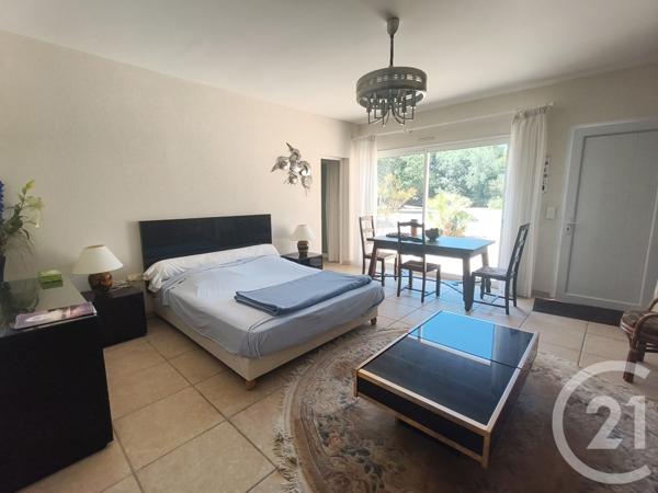 Maison à vendre  10 pièces - 310 m 2   SOULAC SUR MER  - 33