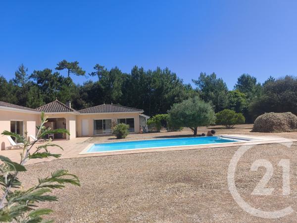 Maison à vendre  10 pièces - 310 m 2   SOULAC SUR MER  - 33
