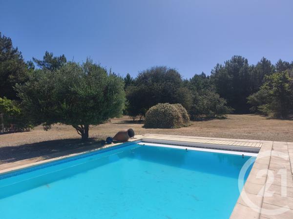 Maison à vendre  10 pièces - 310 m 2   SOULAC SUR MER  - 33