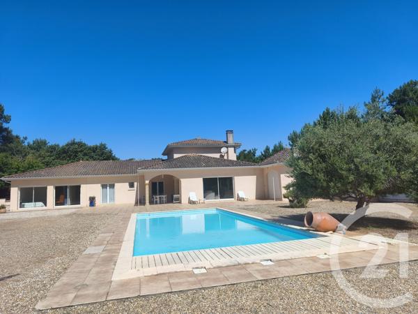Maison à vendre  10 pièces - 310 m 2   SOULAC SUR MER  - 33