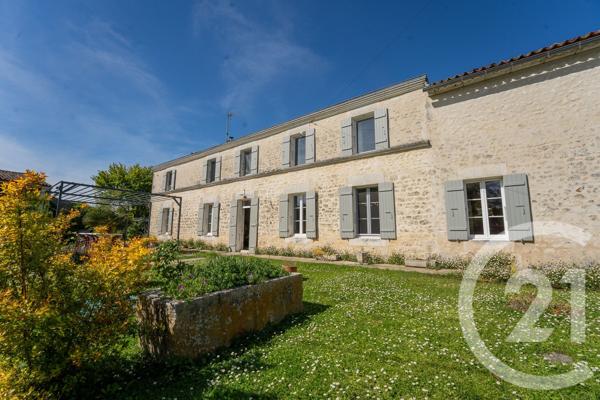 Maison à vendre  10 pièces - 310 m 2   SOULAC SUR MER  - 33