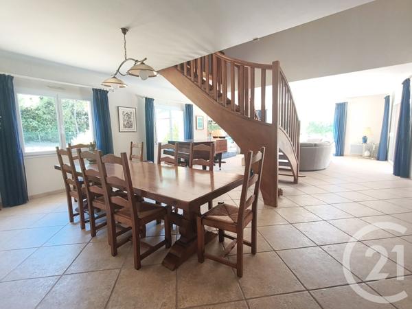 Maison à vendre  10 pièces - 310 m 2   SOULAC SUR MER  - 33