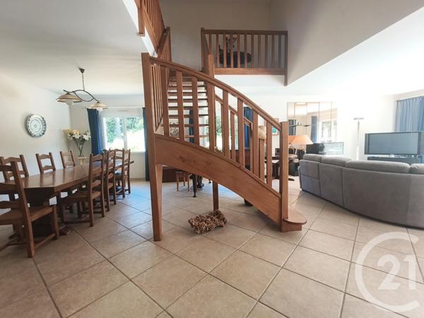 Maison à vendre  10 pièces - 310 m 2   SOULAC SUR MER  - 33