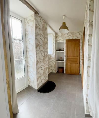 Maison ancienne renovee avec jardin et vie de plain pied a seulement 19 minutes du Sud d Angers