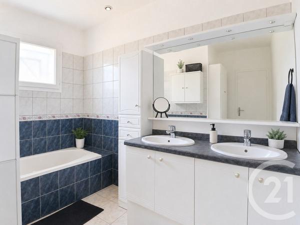 Maison à vendre  5 pièces - 146 m 2   MERIGNAC  - 33