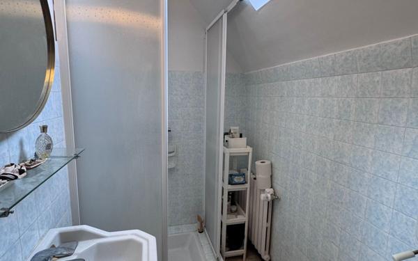 Maison à vendre    5 pièces • 120,17 m2 Plounévez-Quintin