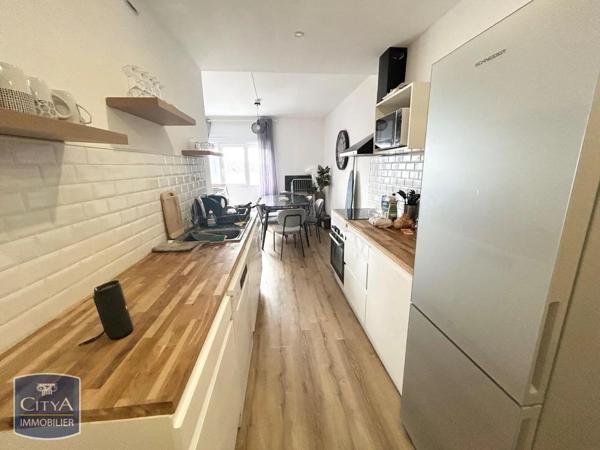 Appartement à louer 1 pièce 9.72m²