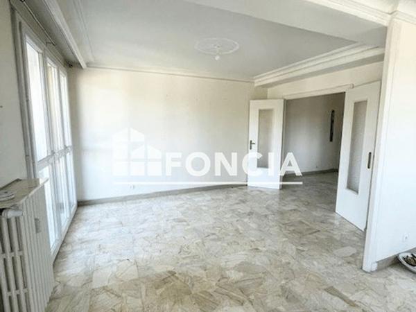 Location Appartement 4 pièces 88.4 m² - 2 BIS RUE NICEPHORE NIEPCE Saint Etienne 42100