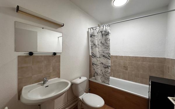 Appartement à louer    1 pièce • 29,30 m2 Bordeaux