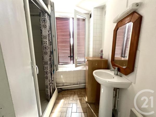 Immeuble à vendre  70 m2 PONTOISE - 95